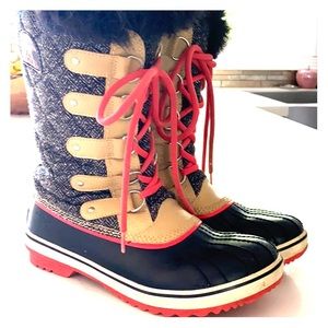 SOREL TOFINO HERRINGBONE WINTER BOOT